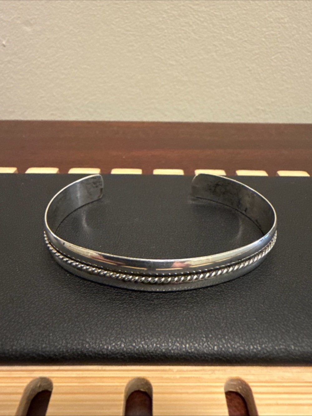 Bell Trading Post Bracelet Cuff Silver Twist center Design Sterling Silver 925